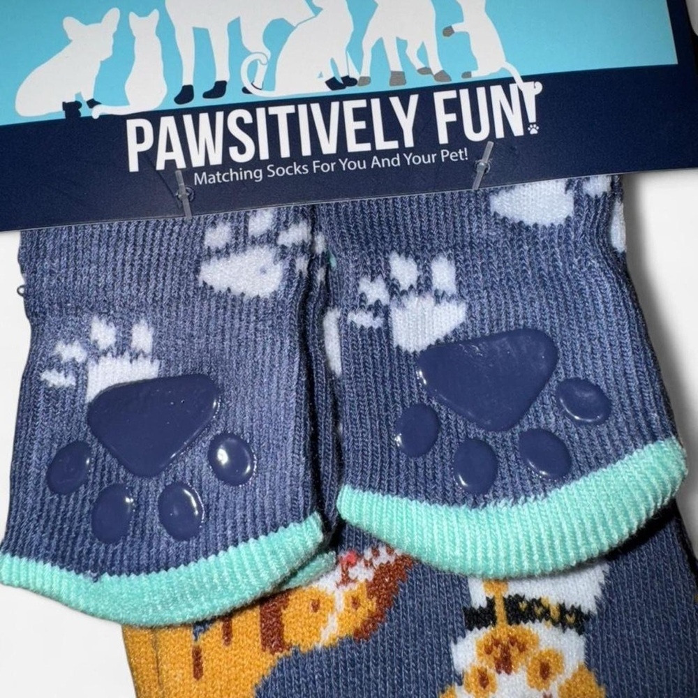 Life Goals Rescue Dogs Matching Pet & Owner Socks Set - Picture 2 of 6